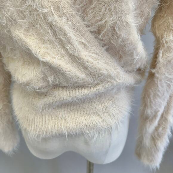 American Eagle ivory eyelash fuzzy crossover back sweater Size Extra Small - Picture 10 of 13